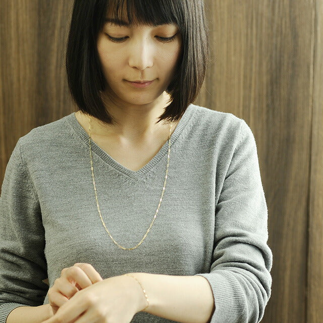 ロングネックレス