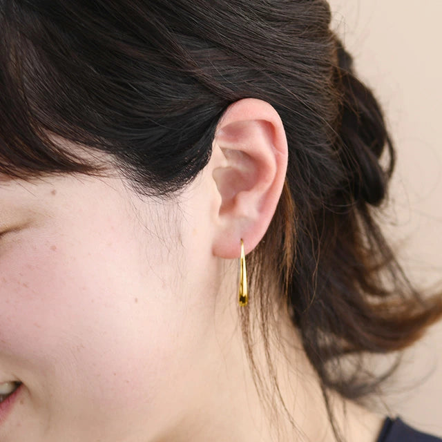 K18 フックピアス