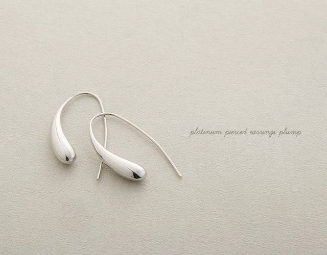 プラチナ フックピアス
