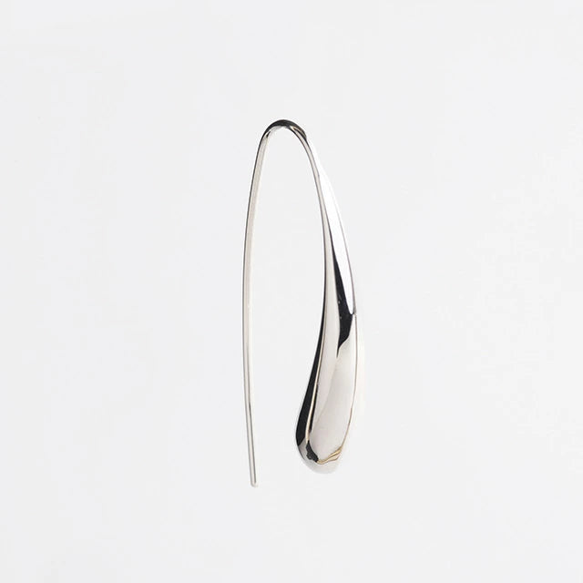 プラチナ フックピアス