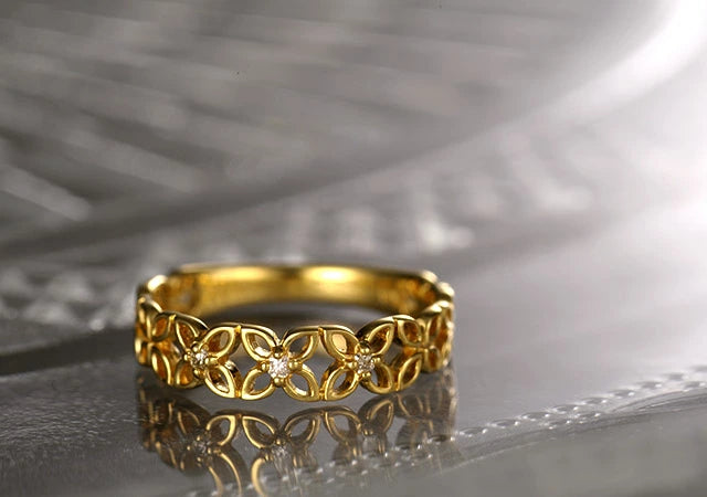 ダイヤモンドピンキーリング