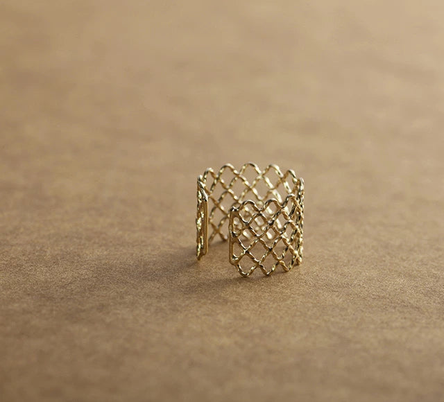 イヤーカフ（片耳用）